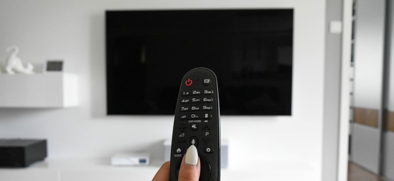 Będziemy płacić więcej za relikt przeszłości. Abonament RTV powróci w 2026 roku