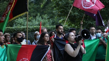 Wiec solidarności z Afgańczykami przed kancelarią premiera