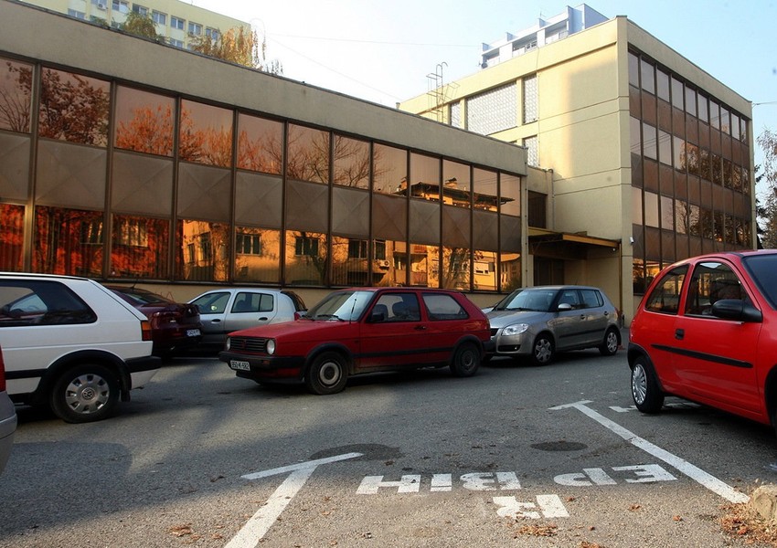 Bilo je planirano da devojci bace u lice kiselinu na radnom mestu u „Elektroprenosu“