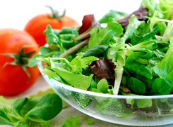 'Myjmy sałatę paczkowaną!' Śmiertelne zakażenia w Wielkiej Brytanii