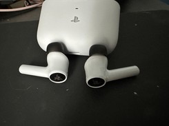 Takich słuchawek do PS5 jeszcze nie było. Oto nowe Hammerheads firmy Razer