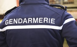 Z rożnem i nożem napadli na ludzi przy stacji metra w Lyonie. Jedna osoba nie żyje, kilka jest w stanie krytycznym