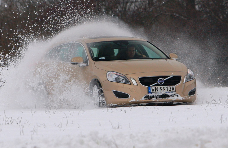 Volvo V60: kombi, ale czy praktyczne?