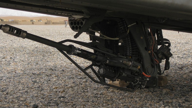 Autorstwa Jonathan Mallard - Apache Gun (M230 Chain Gun)