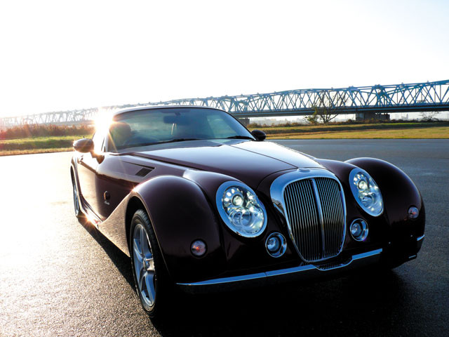 Mitsuoka Himiko – brytyjski styl z japońską techniką