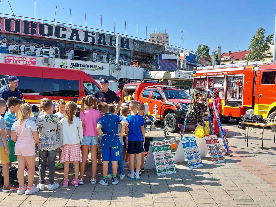 Projekat "Zajedno i bezbedno kroz detinjstvo"