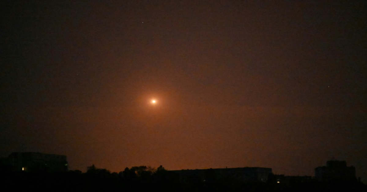 Attaque record russe sur l'Ukraine : le gouvernement frappé