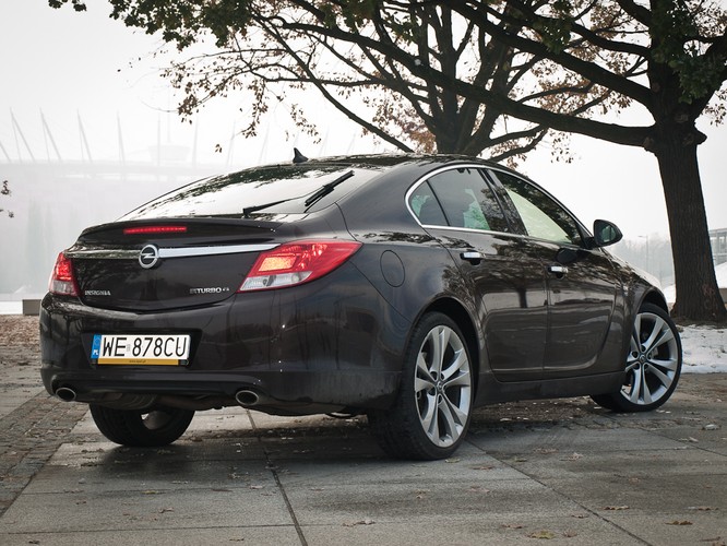 Opel insignia 2.0 CDTI BiTurbo Ecotec z napędem 4x4