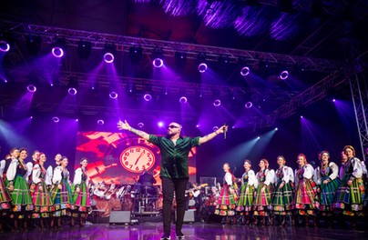 Mazowsze i Kombii razem na scenie na placu Wolności
