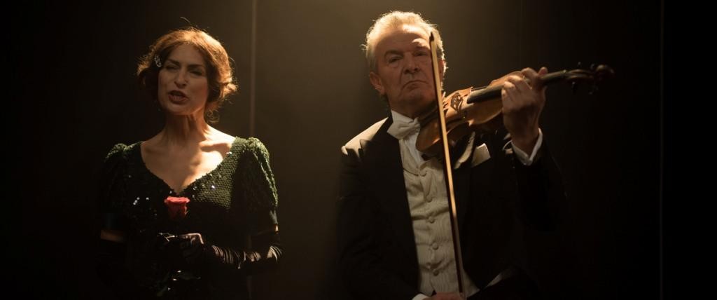 'Czarny Mercedes' w kinach 4 października