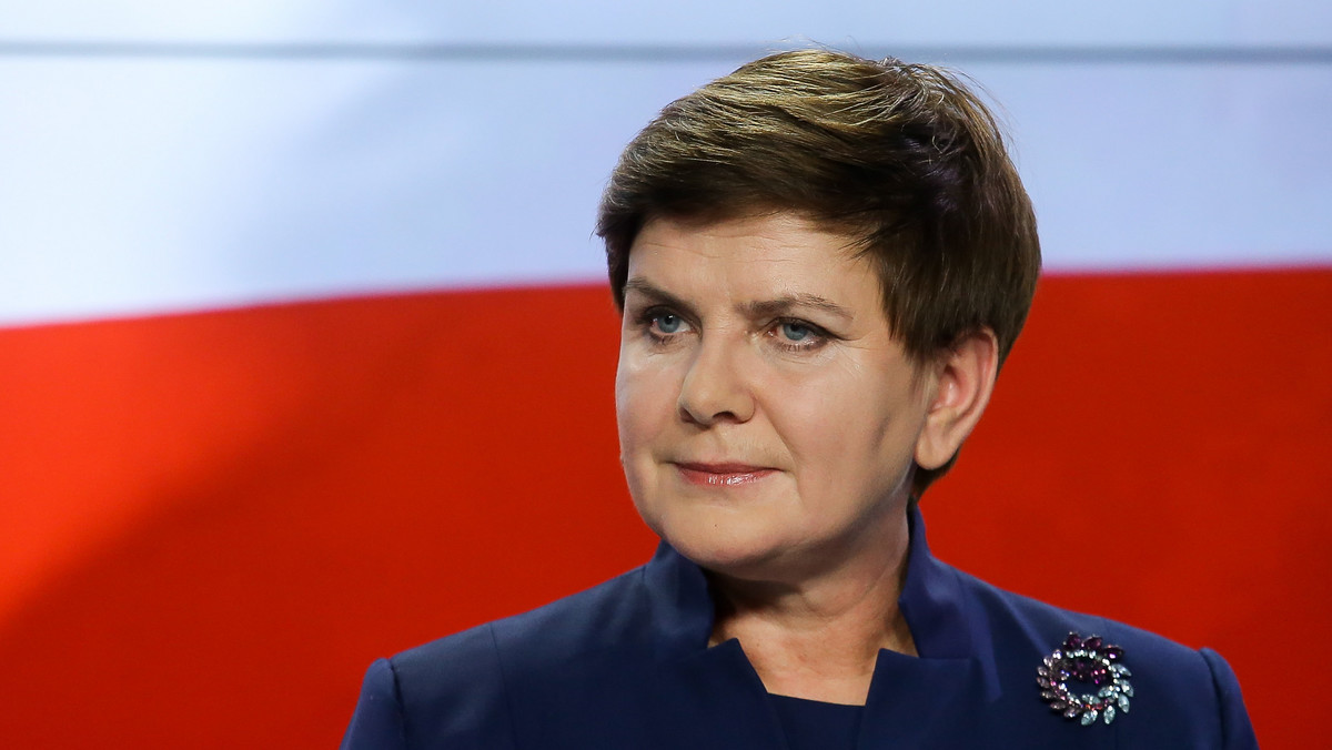 Beata Szydło ogłosiła skład nowego rządu, kładąc kres trwającym od wielu dni spekulacjom. Część kandydatur wywołuje spore kontrowersje. Które z nazwisk najbardziej was zaskoczyło albo oburzyło?