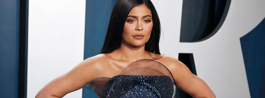 Wszystko wskazuje na to, że Kylie Jenner nie jest miliarderką, a stworzona przez nią marka kosmetyczna Kylie Cosmetics nie jest tyle warta, ile wskazywała celebrytka