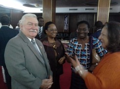 Wałęsa przyjąłby uchodźców pod własny dach. 'Muszę ustalić z żoną' WIDEO