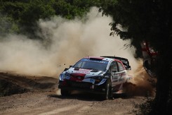 Rajd Włoch: Ogier wygrał na Sardynii. Kajetanowicz daleko