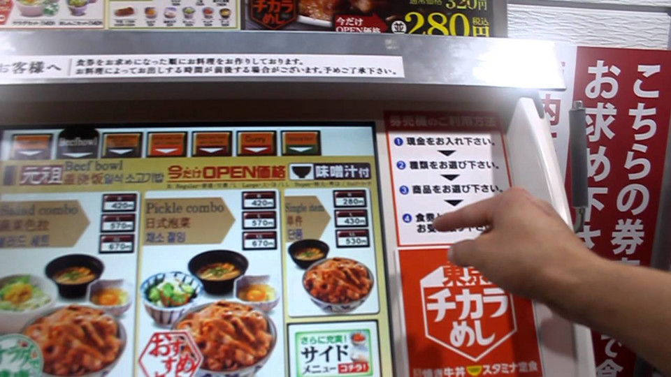 Automat z fast foodami