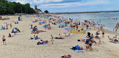 "Na plaży to plaga". Ratowniczki WOPR alarmują i wyliczają "grzechy główne" plażowiczów