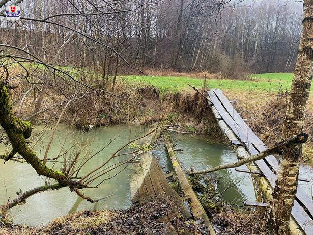 Miejsce znalezienia zwłok 53-latka w rzece Biała Łada
