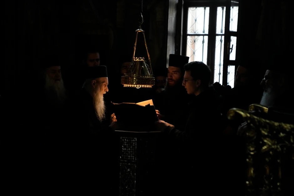 Manastir otvoren za sve posetioce, pod uslovom da su muškarci