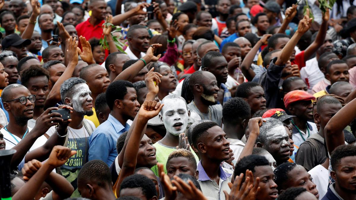 Supporters of Felix Tshisekedi, leader of the Congolese main opposition party, the Union for Democra