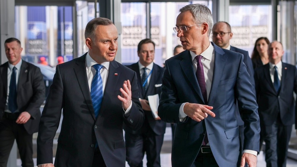 Stoltenberg będzie w Polsce. Prezydent Duda chce "szybszej reakcji na napaść"