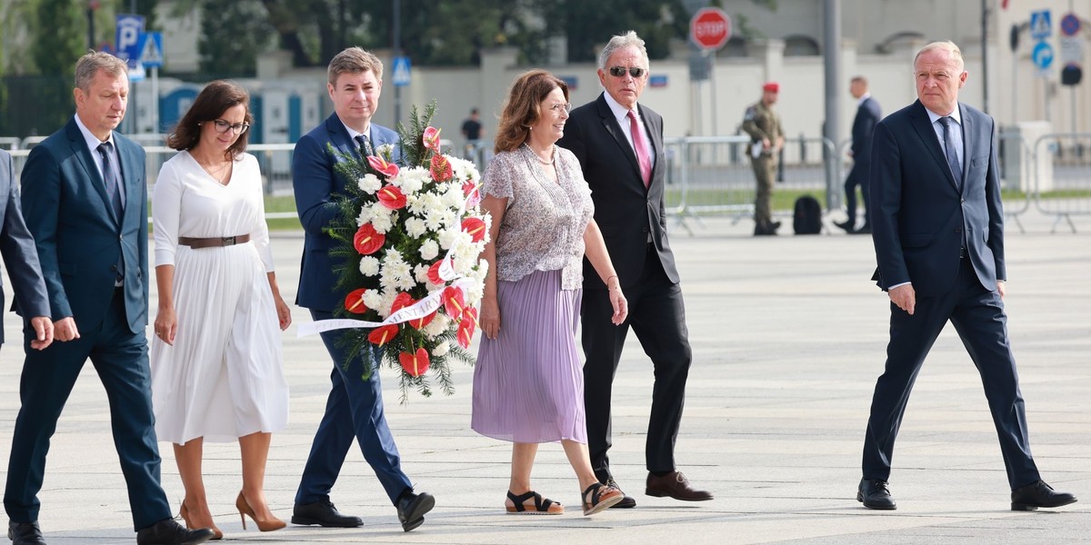 Stylizacja Kidawy-Błońskiej wyróżniała się na tle innych polityków KO.