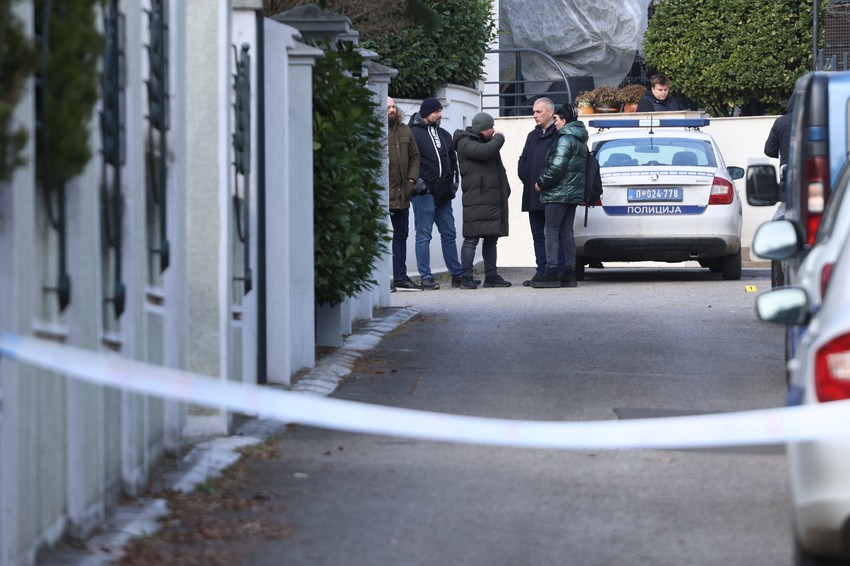 Kuća Zdravka Čolića bačena bomba