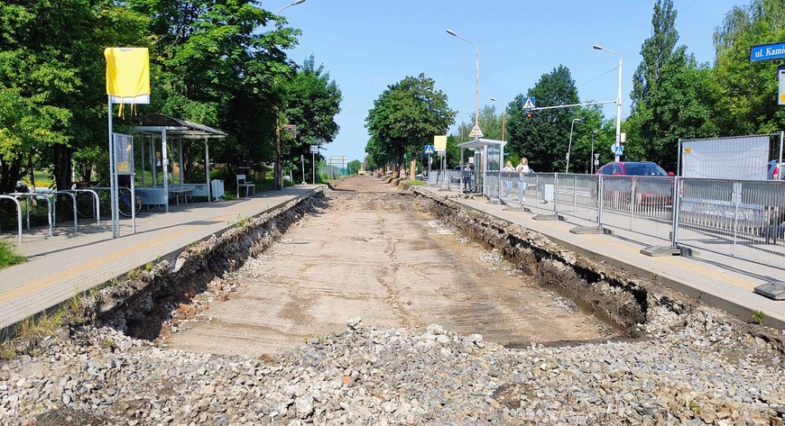 Na Kosmonautów nie ma już starego torowiska tramwajowego