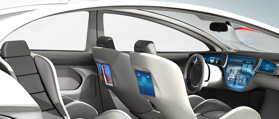 Multimedialne wnętrze samochodu przyszłości