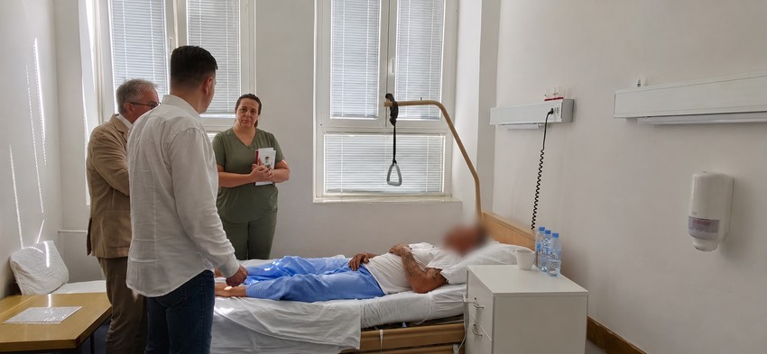 Dragoslav Pavlović u bolnici obilazi povređene