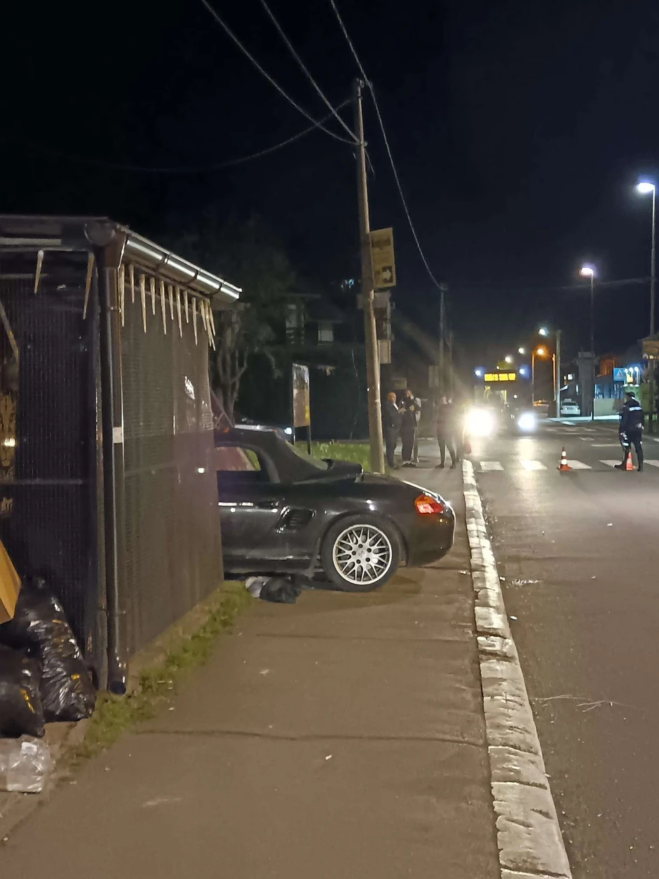 automobil udario u trafiku u Obrenovcu