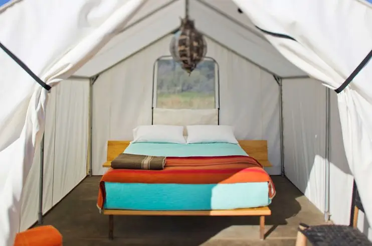 10-tents-around-the-world-the-everygirl-elcosmico-texas