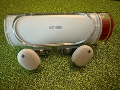 Nothing Ear (Stick) słuchawki, które wyglądają świetnie, ale... [RECENZJA]