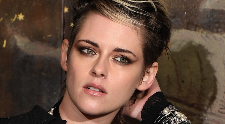 Kristen Stewart most egy romantikus vígjátékban próbálja ki magát