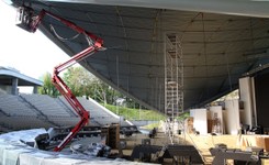 KULISY afery wokół festiwalu w Opolu z komunią i żoną wiceministra w tle