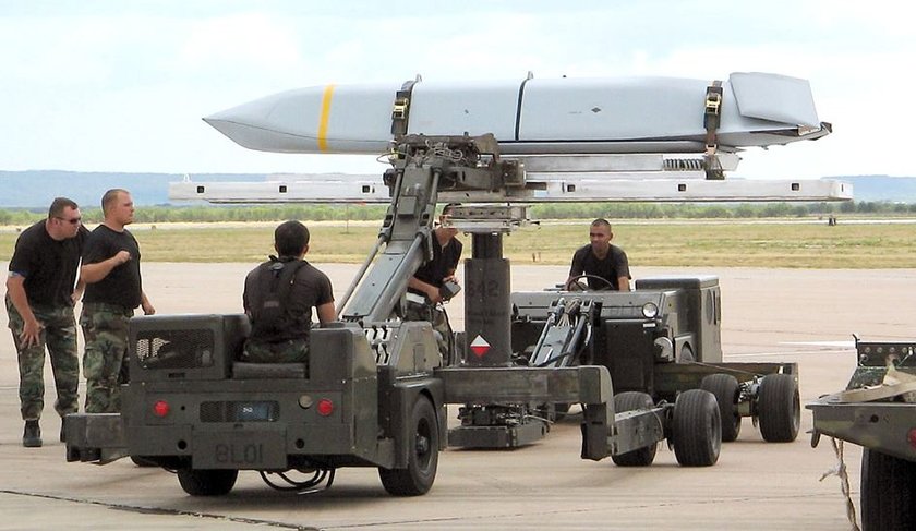 Najnowocześniejsza broń dla F-16