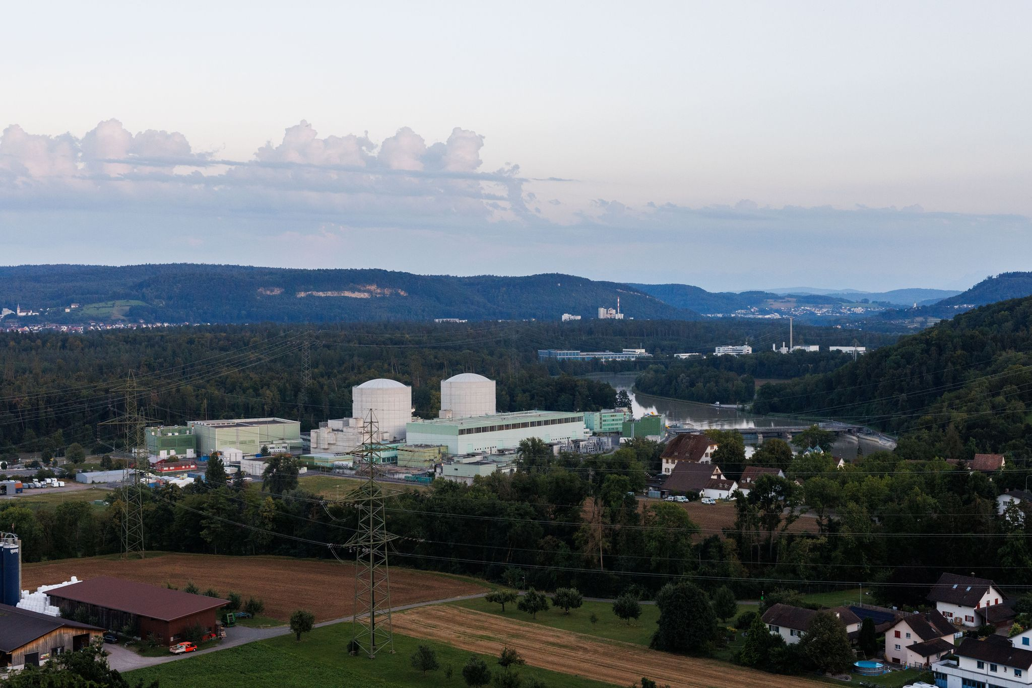 AKW Beznau: Beide Reaktoren wegen Hitze abgeschaltet
