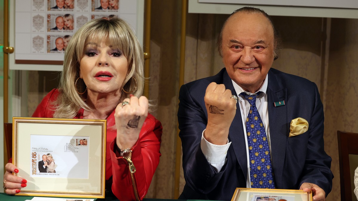 Nagy megtiszteltetésben részesült Korda György és Balázs Klári, a Magyar Posta kézbesítette – fotók