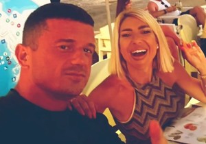 Jovana Jeremić sa dečkom