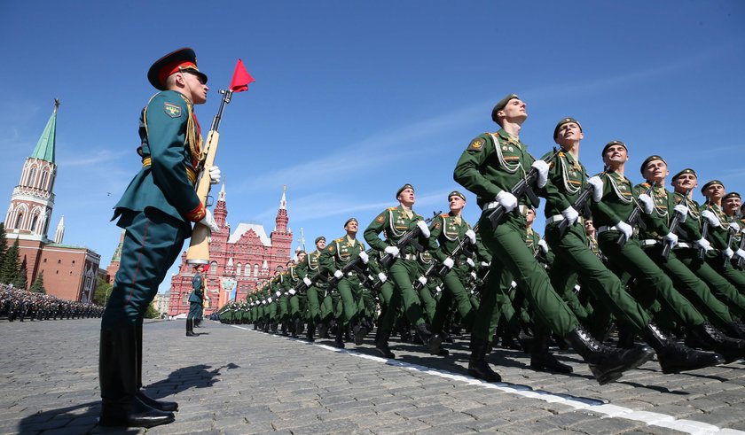 Gigantyczna defilada w Moskwie. Rosja straszy świat potęgą militarną