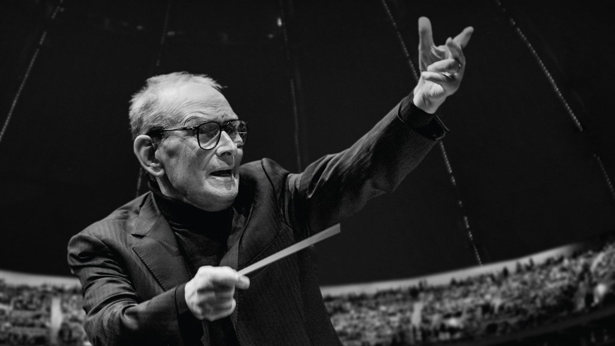 W wielu punktach Polski oraz na stronie eventim.pl można już kupować bilety na koncert legendarnego kompozytora muzyki filmowej, Ennio Morricone. Występ włoskiego artysty odbędzie się 23 lutego we wrocławskiej Hali Stulecia. Będzie to jedno z najważniejszych wydarzeń muzycznych w ramach ESK 2016.