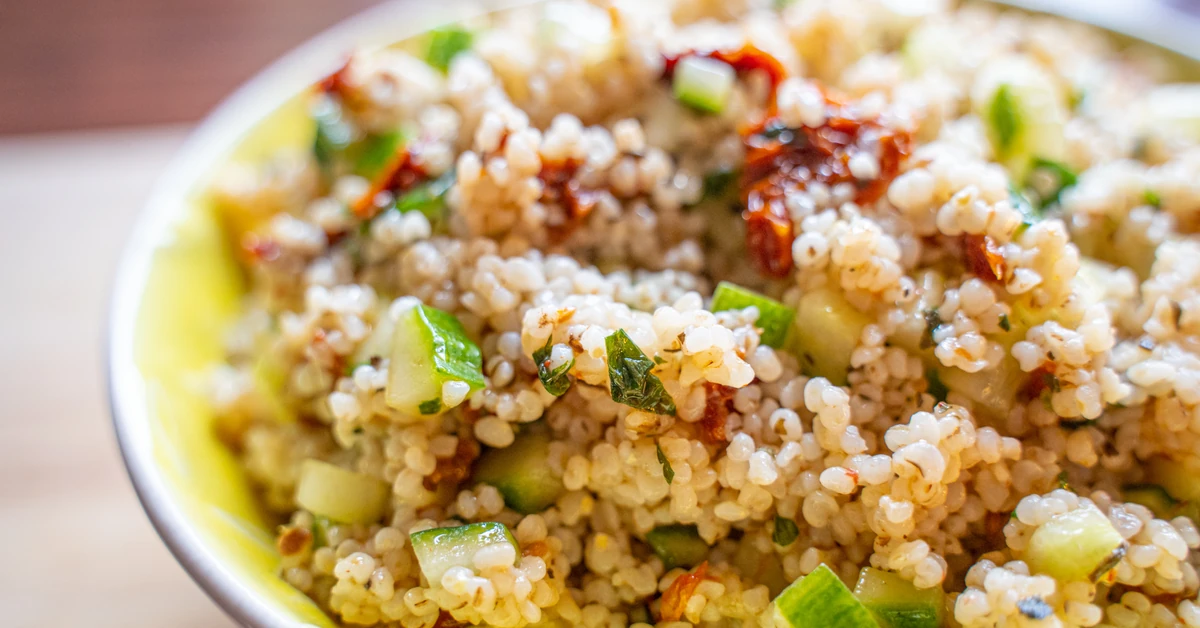 Sałatka Kaliny Jędrusik to hit. Prosta, pyszna i zdrowa. Mamy przepis, zróbcie na karnawał