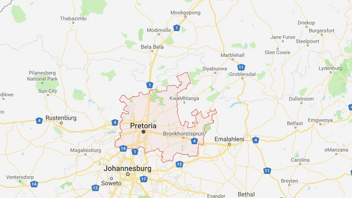 Co najmniej trzy osoby nie żyją, a ponad 200 zostało rannych w wyniku czołowego zderzenia dwóch pociągów podmiejskich, do którego doszło w stolicy RPA Thswane (d. Pretoria) - podały służby ratownicze. Wcześniej informowano o co najmniej dwóch zabitych i kilkudziesięciu rannych.