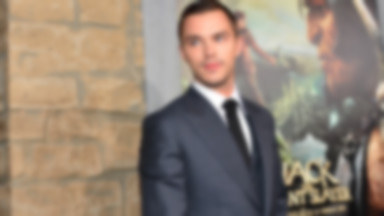 Nicholas Hoult po rozstaniu z Jennifer Lawrence rzucił się w wir pracy