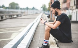 Rząd idzie po młodych. Szykuje dla nich strategię