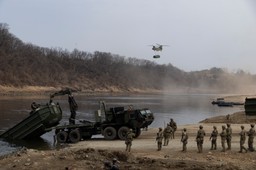 korea płn. wystrzeliła salwę pocisków balistycznych. incydent w trakci