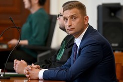 Afera Radomgate.  Bąkiewicz po raz drugi pozwany w trybie wyborczym przez Frysztaka z KO