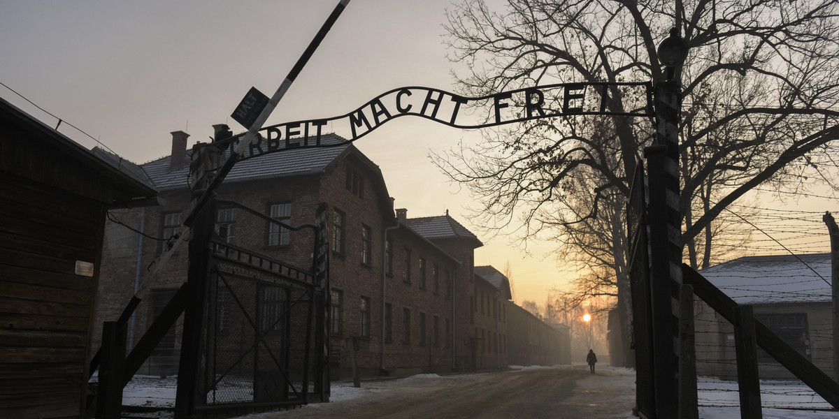 Chcą zarobić na tragedii w Auschwitz