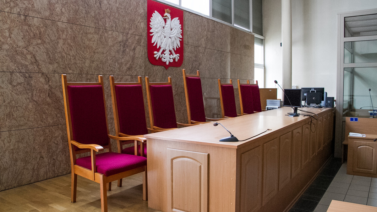 Sąd Rejonowy w Brodnicy zastosował środek zapobiegawczy w postaci 3 miesięcy aresztu wobec 21-latki podejrzanej o znęcanie się ze szczególnym okrucieństwem nad siedmiomiesięcznym dzieckiem - poinformowała szefowa prokuratury rejonowej w tym mieście Alina Szram.