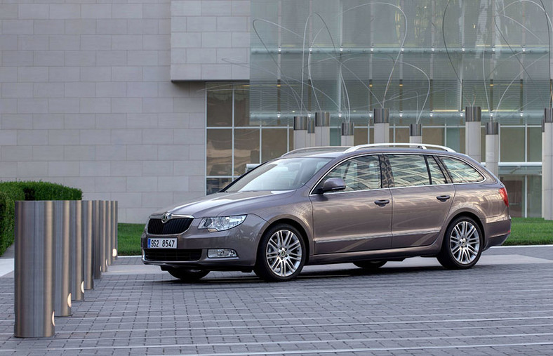 IAA Frankfurt 2009: Škoda Superb Combi w pełnej krasie (fotogaleria)