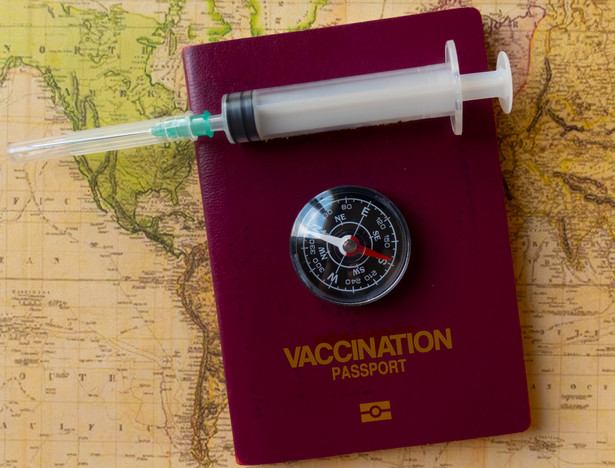 Paszport szczepionkowy. Hiszpania rozpoczyna test